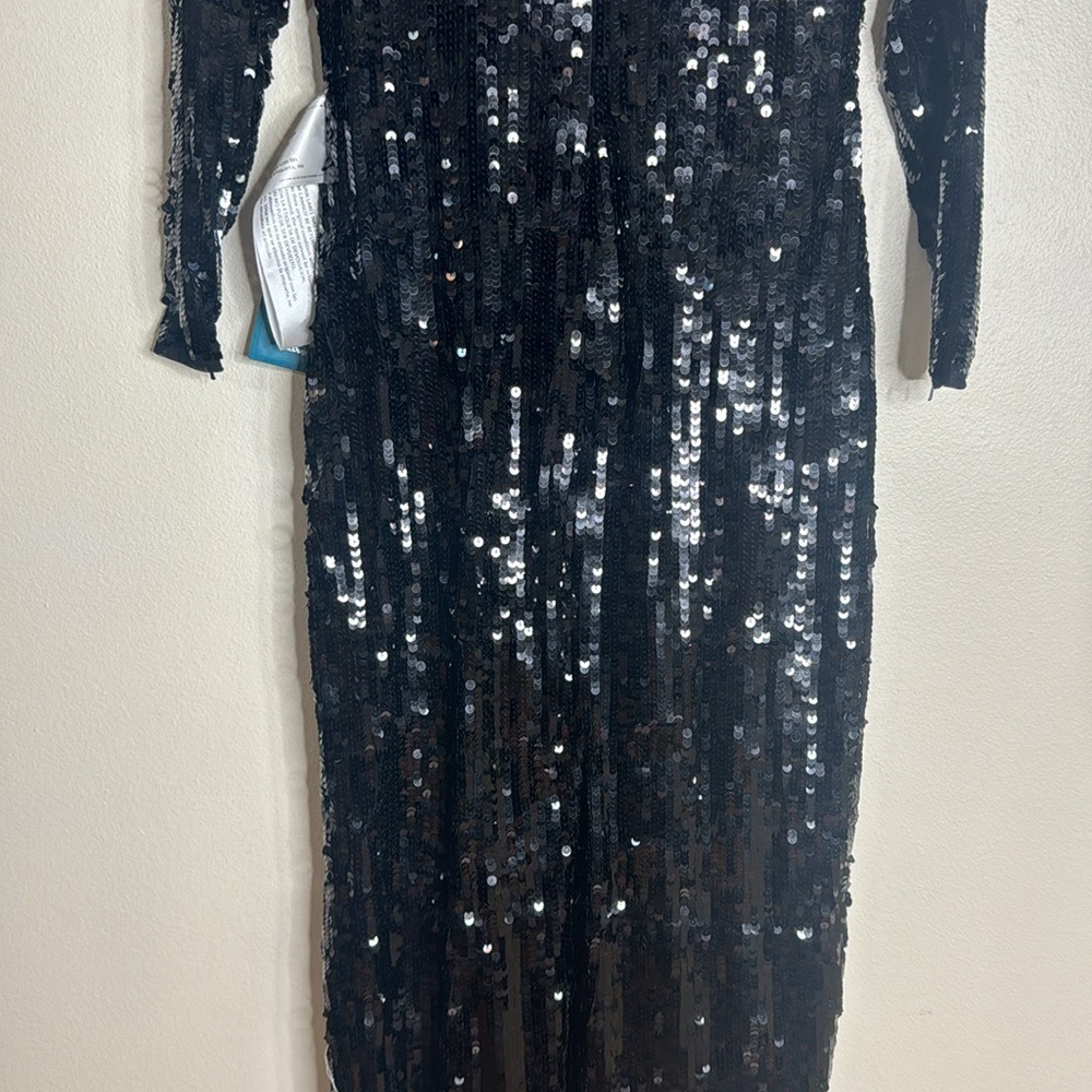 Mac Duggal Sequined Embellished Collar Gown in Black Green size 6 style 93613 - Picture 12 of 16